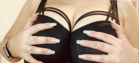 thrilllhoe free art actress galleries