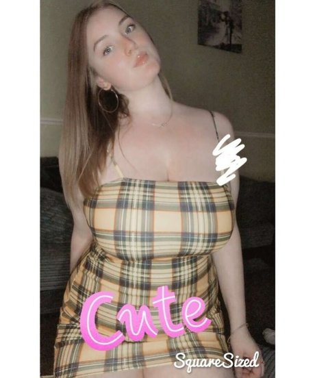 Lydia B model exclusive pictures