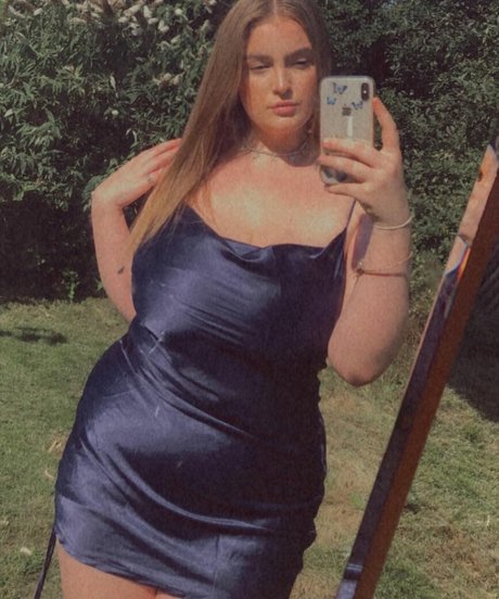 Lydia B star exclusive images