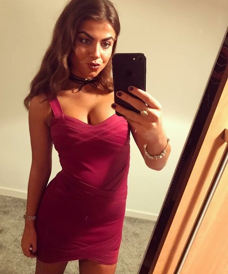 Lauren Fardon star free pic