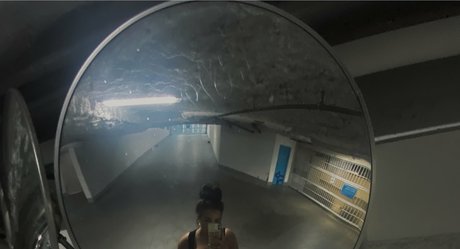 Isabelle Maltais model sexy pictures