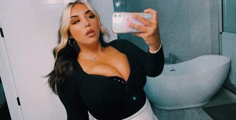 Isabelle Maltais pornstar hd pic