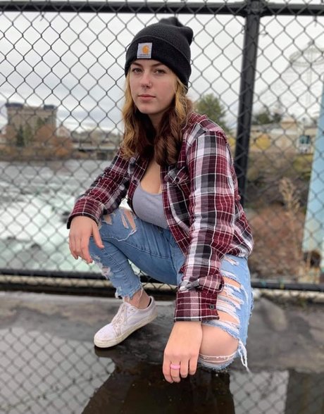 Kenzie G pretty model picture