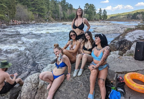 Alexia C art actress pic