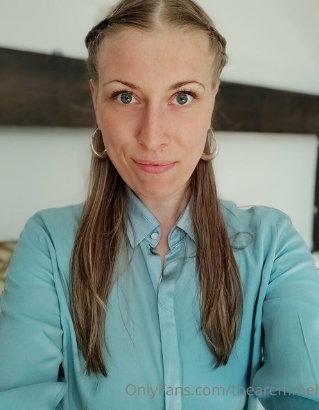 thearemmel star adult photo