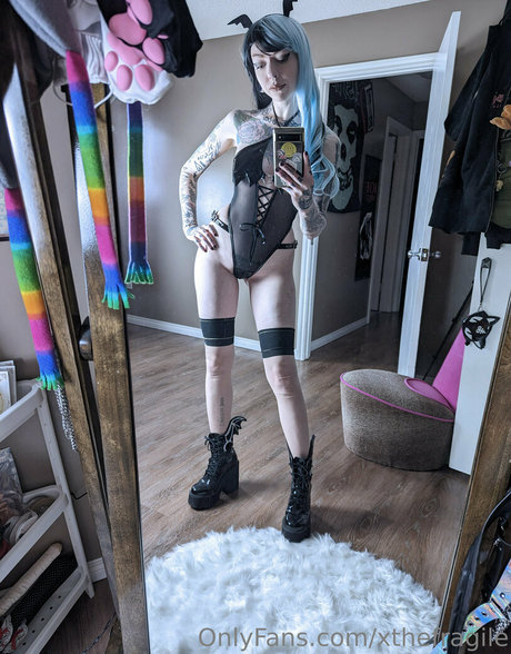 xthefragile top actress gallery