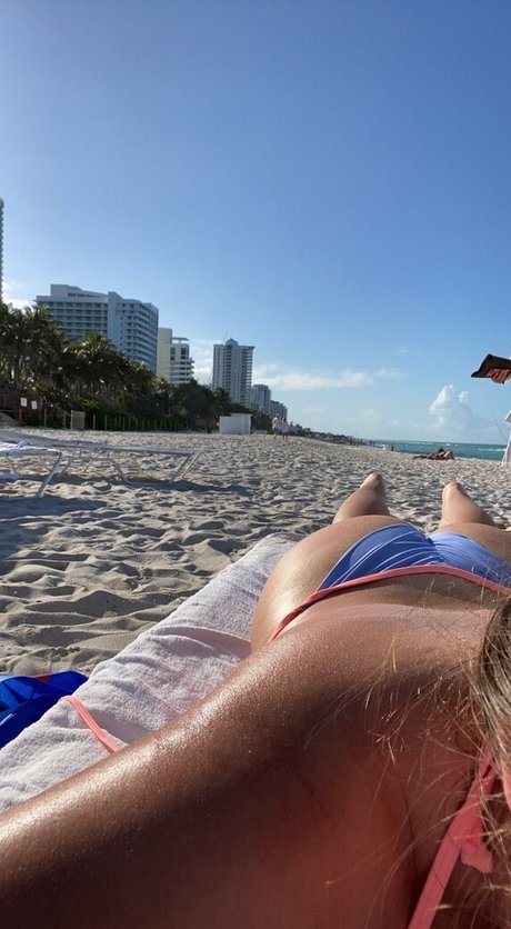 sarahssecrets model exclusive picture