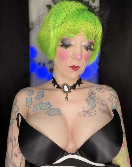 Onlygettingbrighter best model gallery