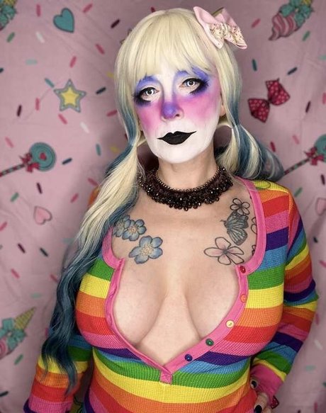 Onlygettingbrighter model erotic gallery