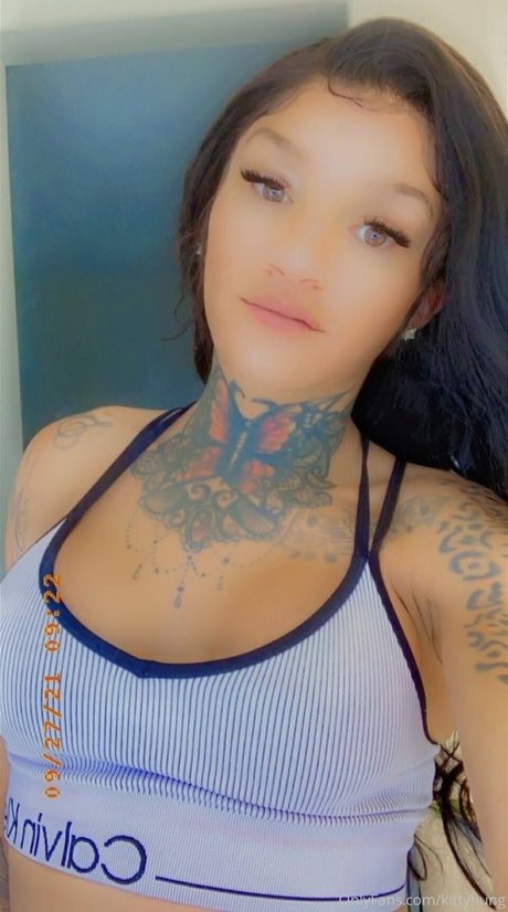 Kitty Hung erotic pornstar photos