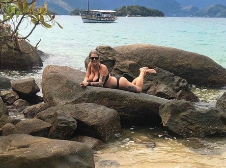 Chelsea Hammill model porn pic