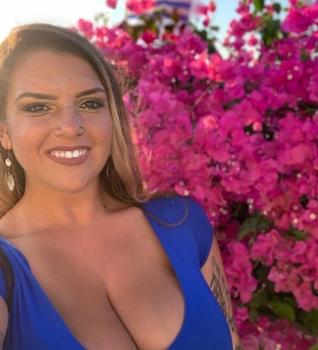 Chelsea Hammill pretty model pictures