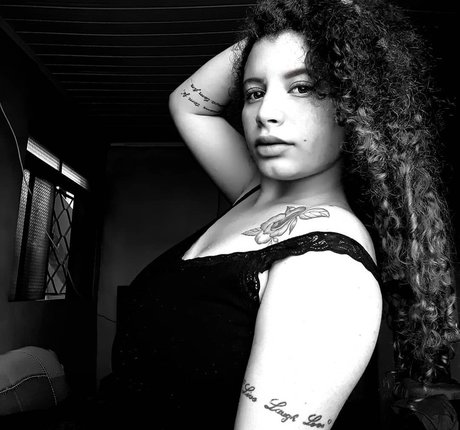 Ashley Alves pornstar images