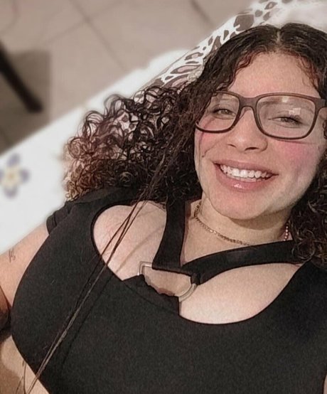 Ashley Alves exclusive pornstar img