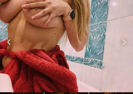 lamonesuch naked star photos