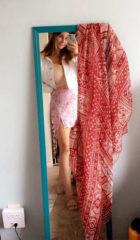 Emma R B star xxx photos