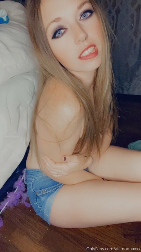 allimoonaxxx star nice pictures