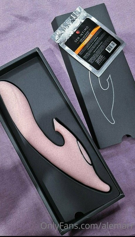 alemarr pornstar nude pics