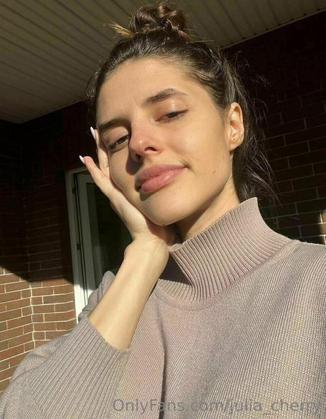 julia cherry sex model photos