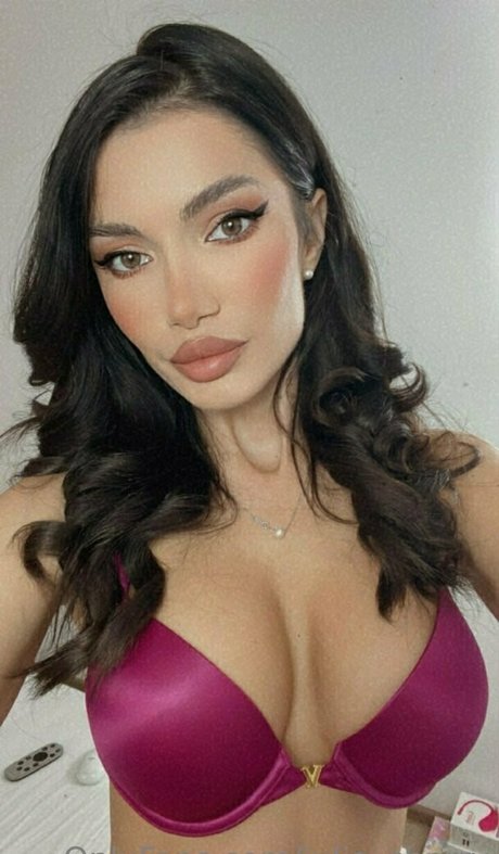 julia cherry nudes actress photos