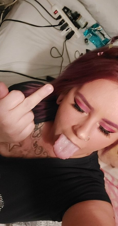 avamay6969 naked model img