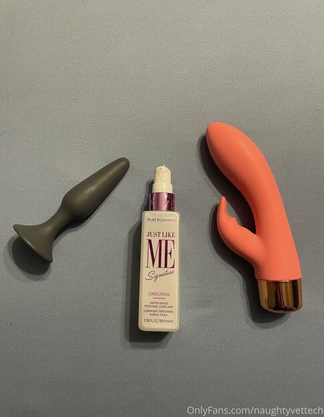 naughtyvettech star pornographic pics