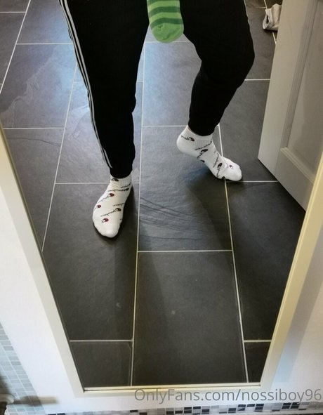 nossiboy96 naked model photo