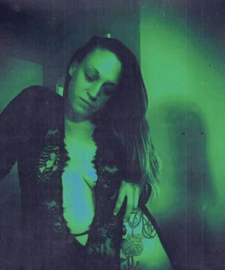 big tits brunette onlyfans naked pictures