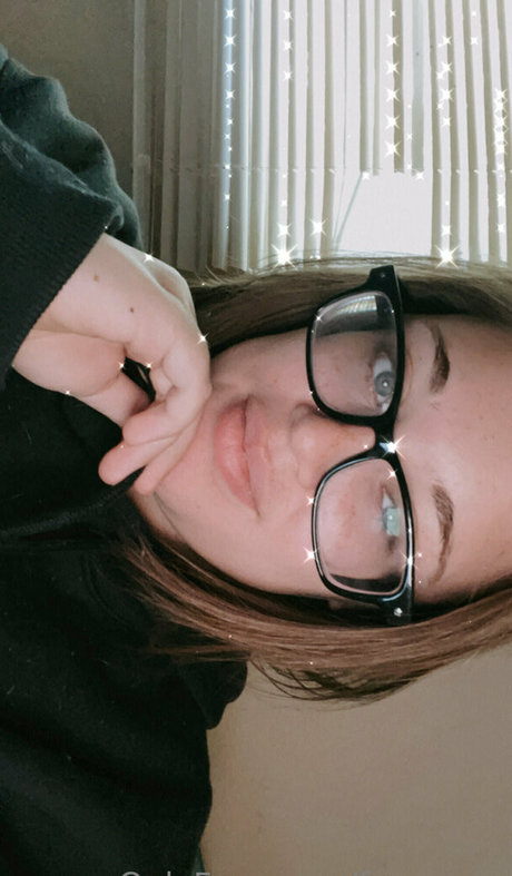 fayeexxx perfect model pic