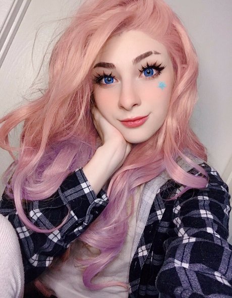 Spaceyellise naked pornstar pics