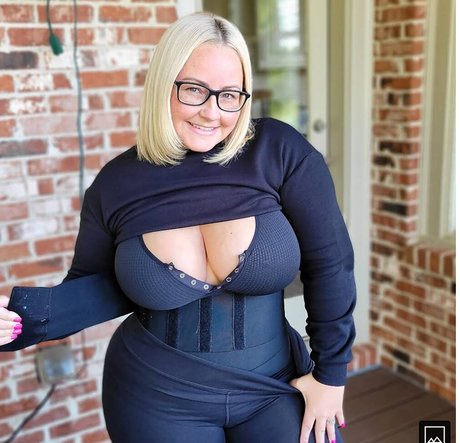 All Things Ely free pornstar gallery