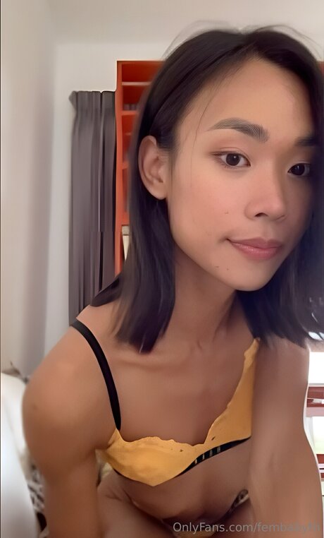 Fembabyth model erotic picture