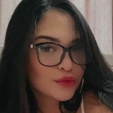 ilesmota model nude image