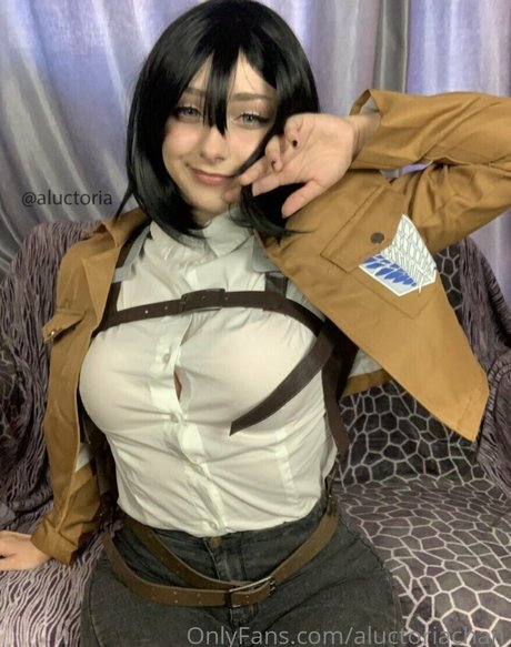 aluctoriachan pretty model pics