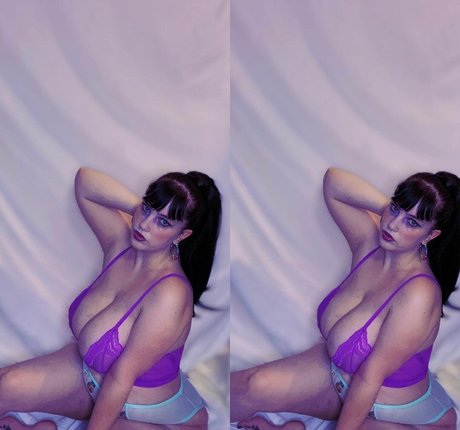 Nikkimichay art model image