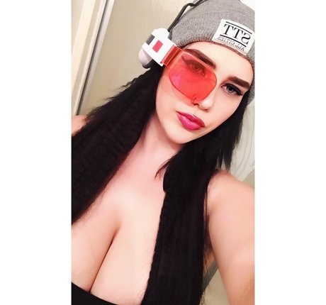 Nikkimichay nice model pics