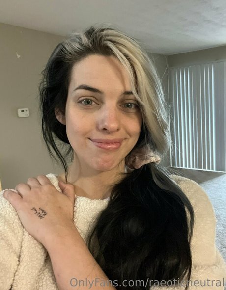 raeoticneutral star high quality archive