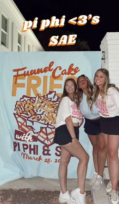 cute shemale onlyfans beautiful img