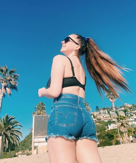 Lily P model hot photo