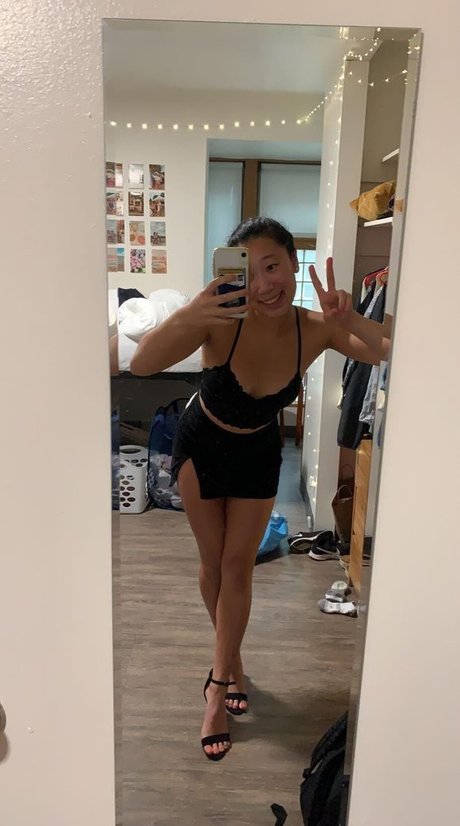 Alison L sexy actress picture