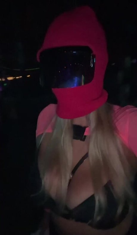 scorpio milk beautiful actress pics