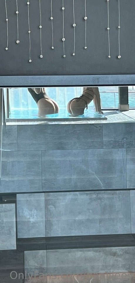 haaiileey star high quality pics