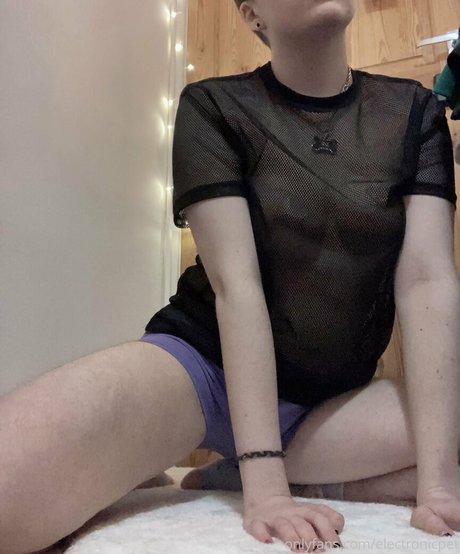 vampbussy art model pictures