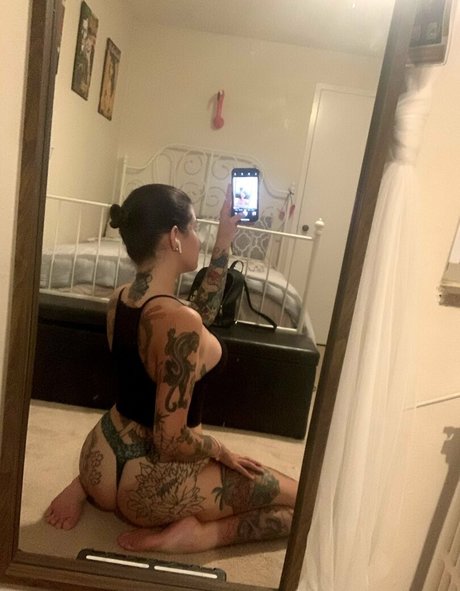 wonderwanny nudes star img