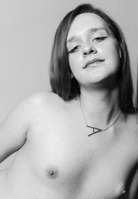 al3xismorissett model adult images