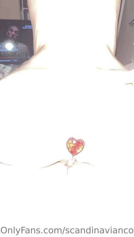 scandinaviancouple model photo