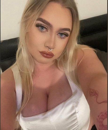 Emma H best actress photos