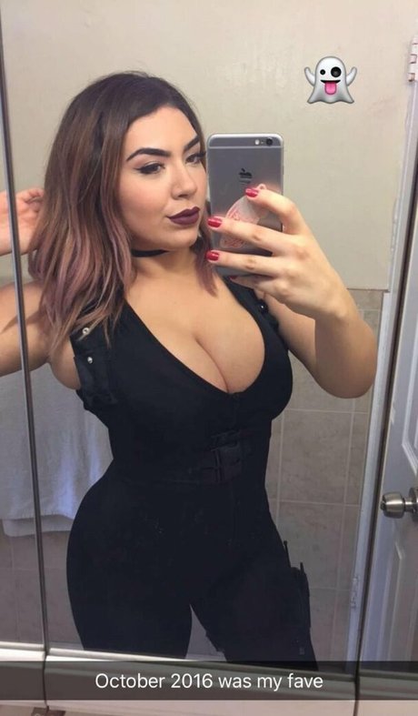 Nicky Nicole pornstar nice pic