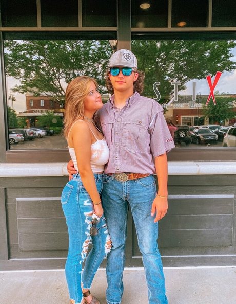 Summer Hope art model photos