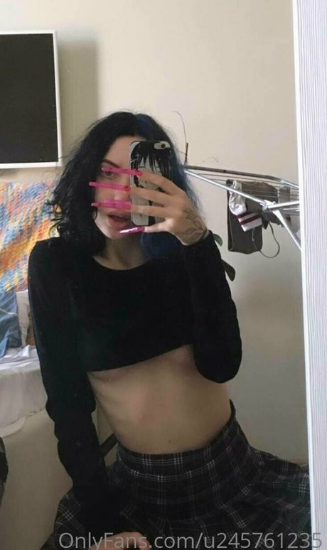 alicewonderfull star adult pic